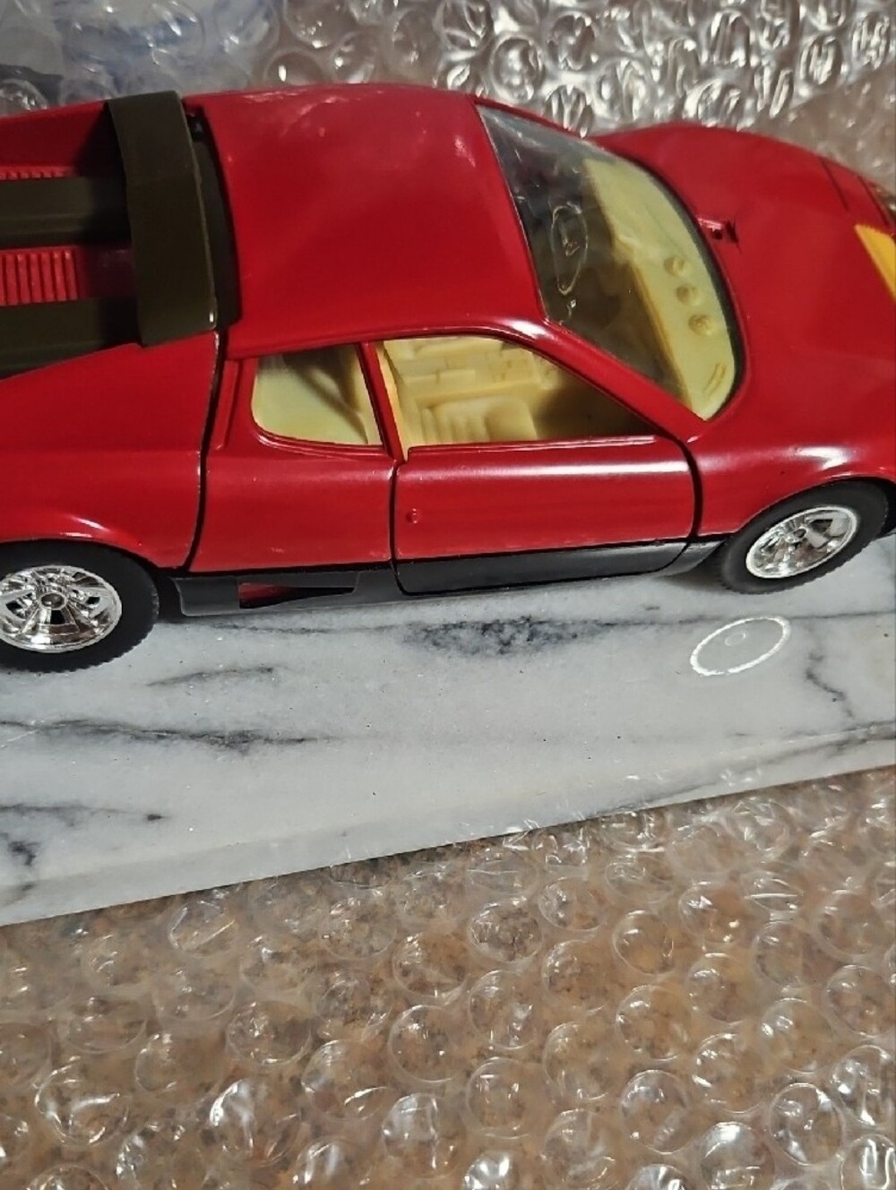 Ferrari - Picture 2 of 12